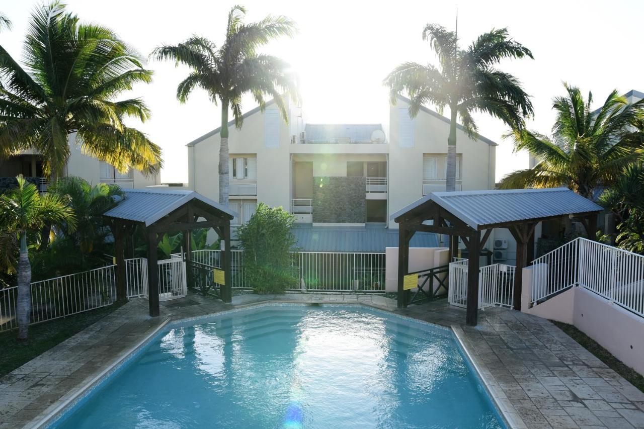T2 Classe 4 Etoiles Avec Jardin, Piscine, Vue Mer A Saint-Gilles-Les-Bains 外观 照片
