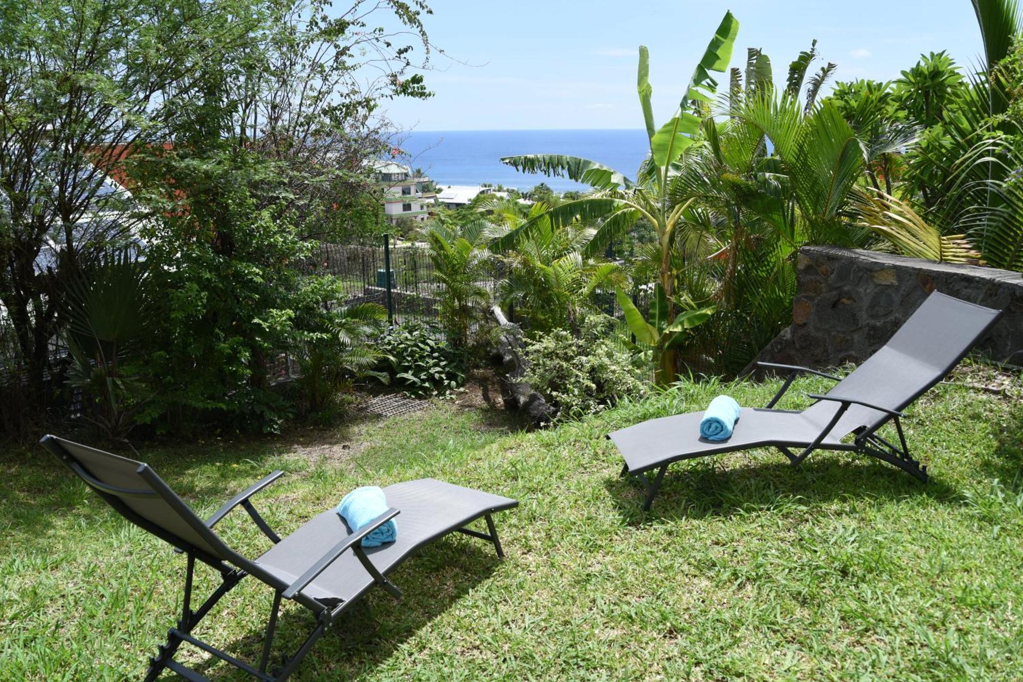 T2 Classe 4 Etoiles Avec Jardin, Piscine, Vue Mer A Saint-Gilles-Les-Bains 外观 照片